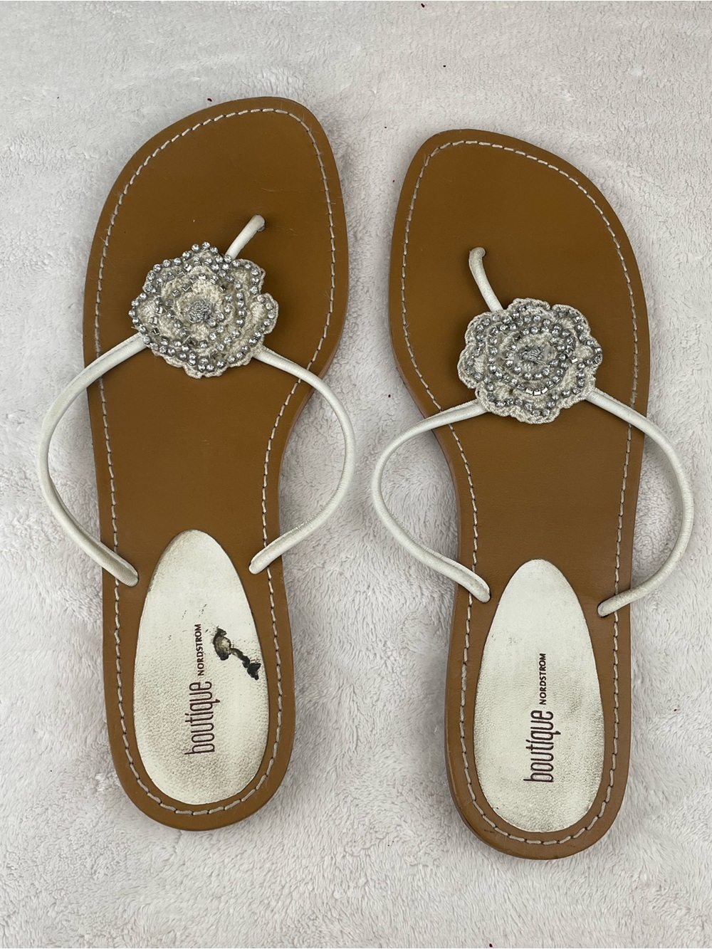 Nordstrom boutique White Beaded Floral Thong Sandals